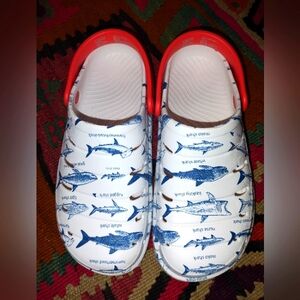  | Shoe Size: 3 | Actual Color: White Rugged Shark Rugged Shark Little women 7